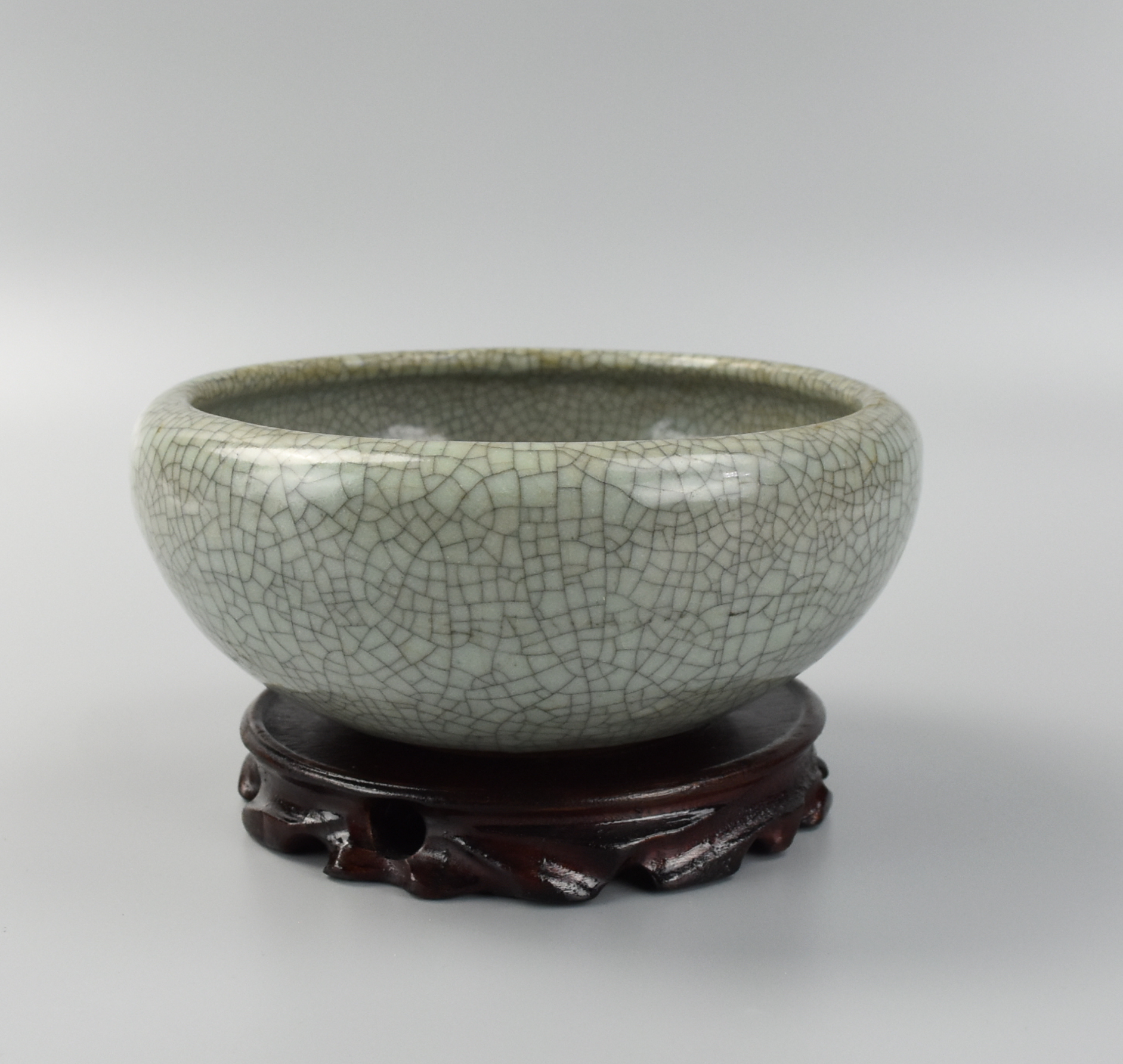 Appraisal: CHINESE 'GE' GLAZED WASHER TH C Chinese th C washer