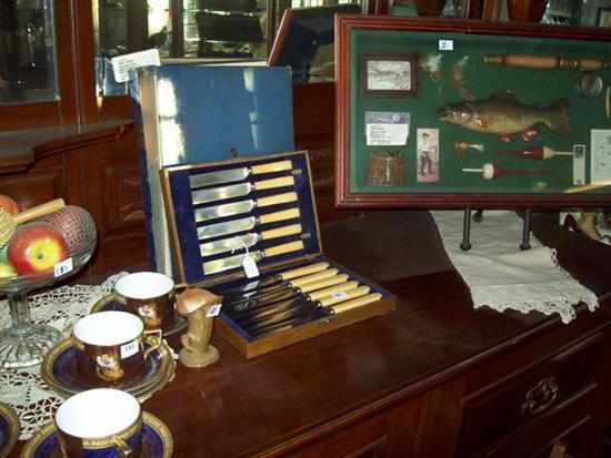 Appraisal: A COLLECTION OF SUNDRIES CONSISTING OF FISHING DISPLAY BOX CHINA