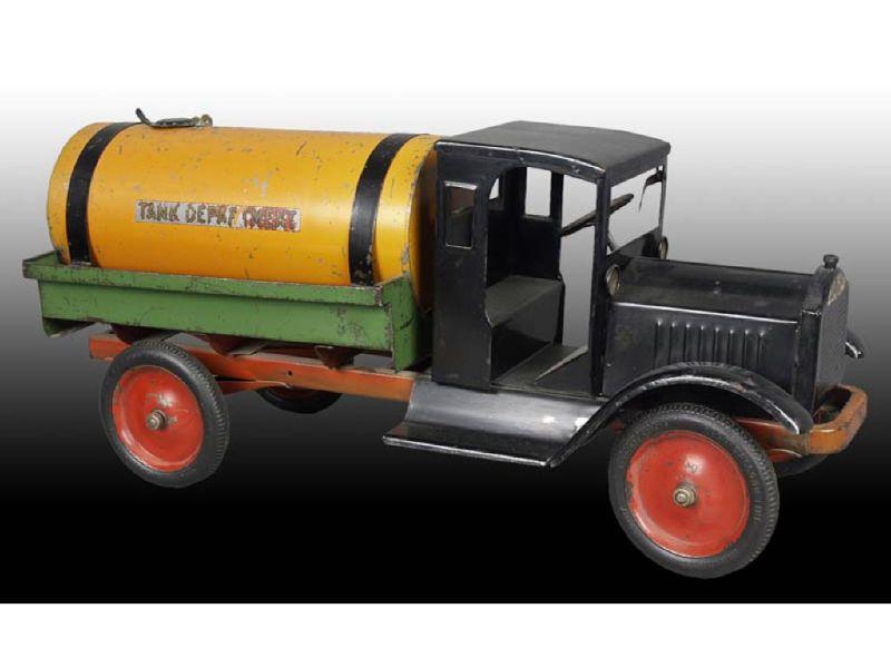 Appraisal: Pressed Steel Keystone Tank Department Truck Toy Description '' L