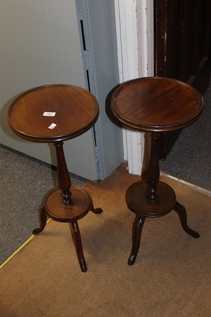 Appraisal: A PAIR OF EDWARDIAN MAHOGANY WINE TABLES with baluster stems