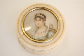 Appraisal: TH CENTURY IVORY LIDDED PORTRAIT BOX