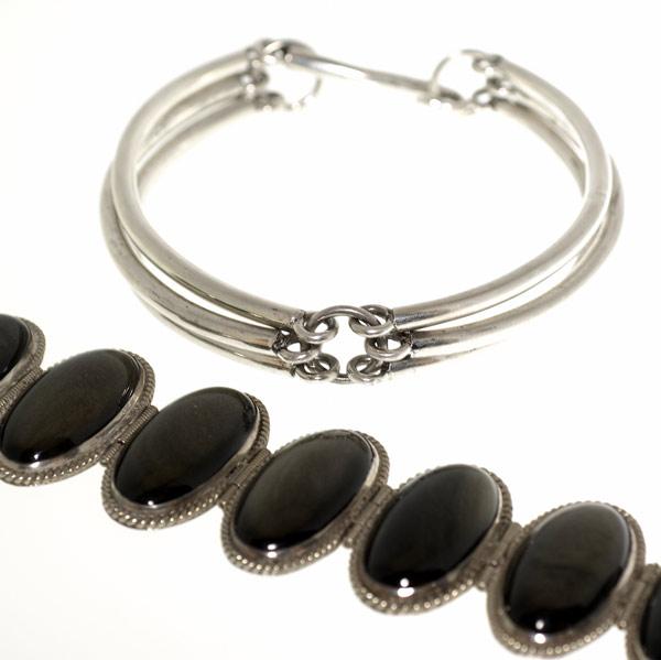 Appraisal: MEXICAN SILVER Bracelet and collar Del Rio obsidian and sterling