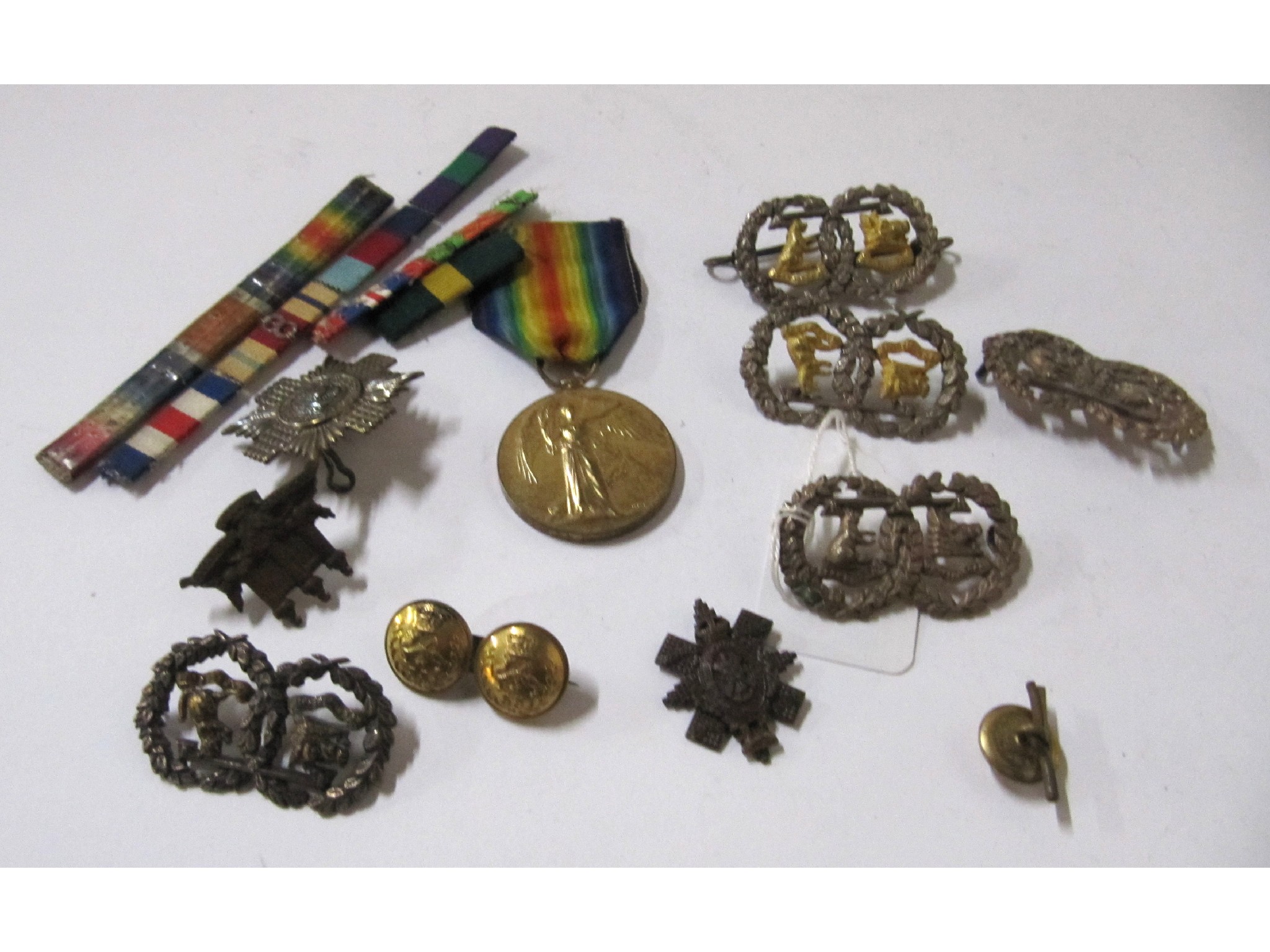 Appraisal: A lot comprising a Victory medal to Pte A W