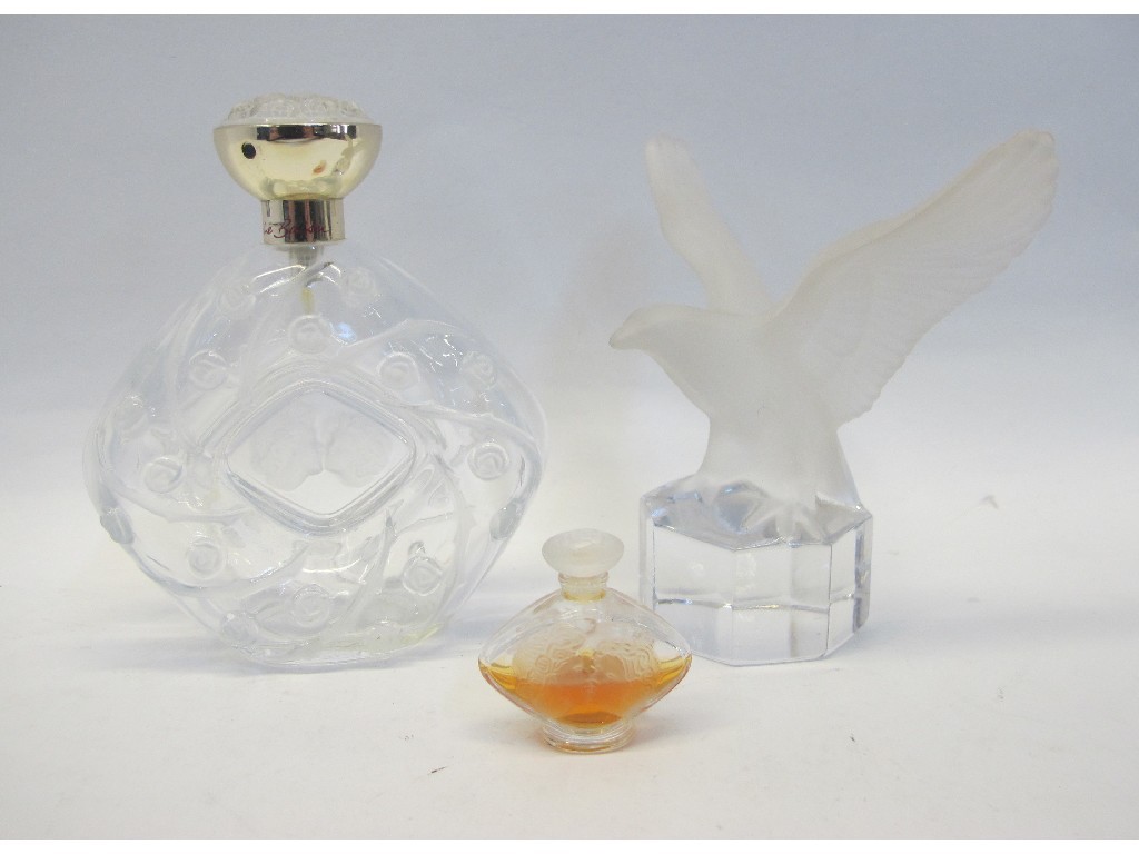 Appraisal: Lalique Le Baisen perfume bottle miniature example and Goebel glass