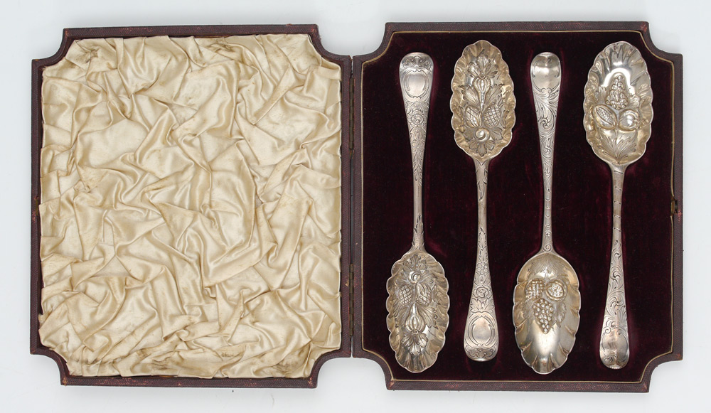 Appraisal: ENGLISH BERRY SPOONS IN PRESENTATION BOX spoons of the George