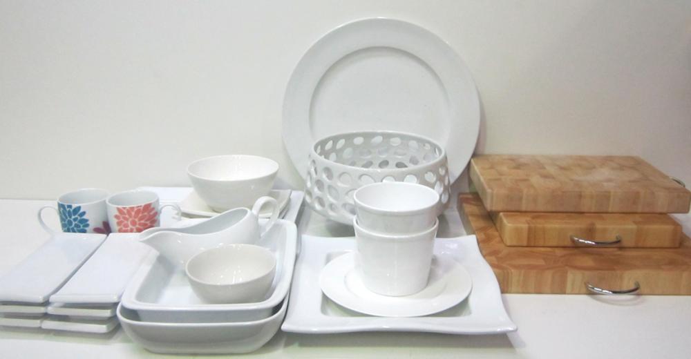 Appraisal: A SELECTION OF WHITE KITCHEN AND DINING WARE A SELECTION