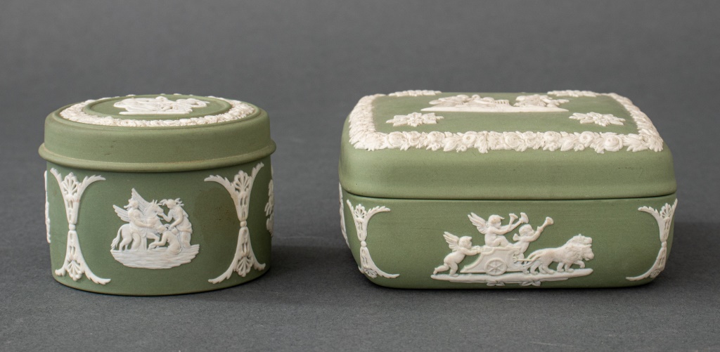 Appraisal: WEDGWOOD JASPERWARE GREEN SAGE BOX Two Wedgwood Jasperware dishes with