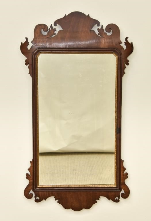 Appraisal: English Chippendale mahogany mirror circa h x w Condition Refinished