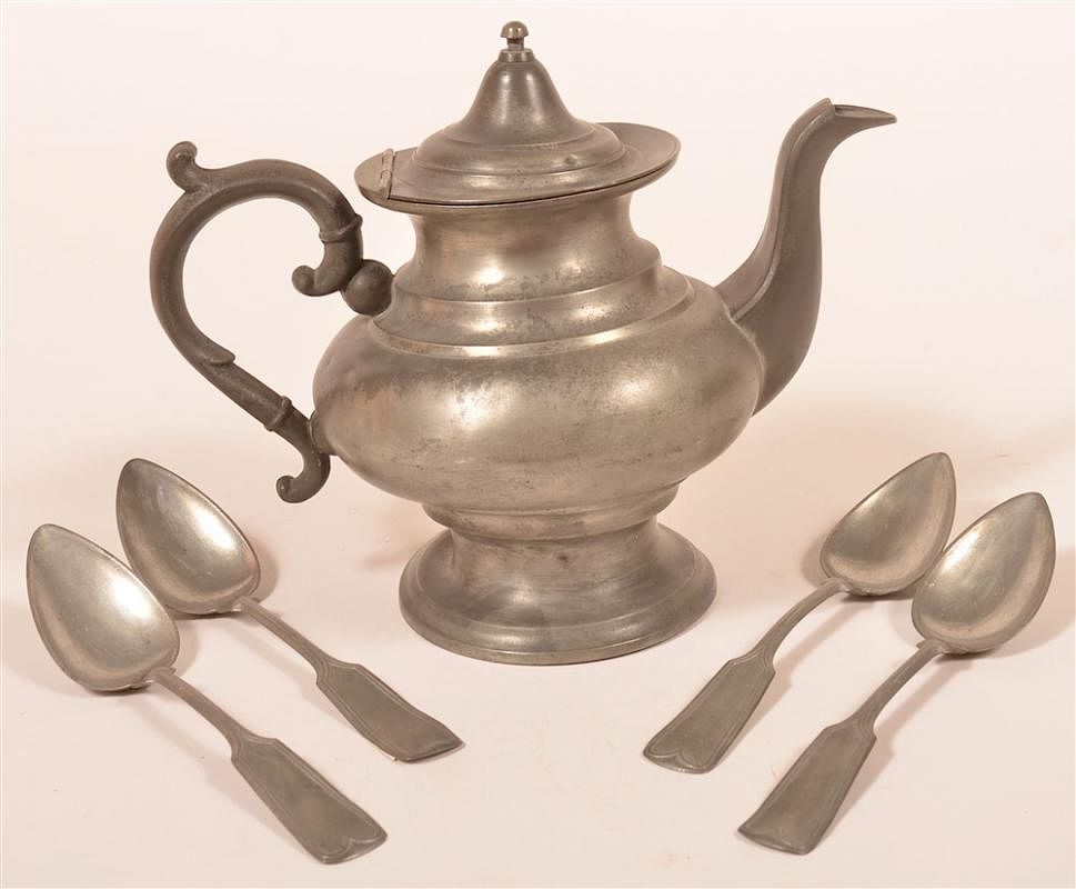 Appraisal: th Century Pewter Lot th Century Pewter Lot st Teapot