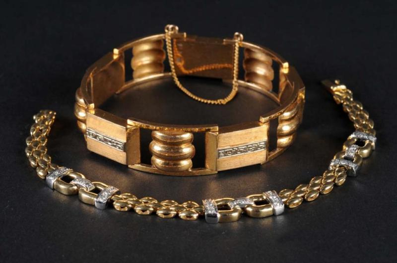 Appraisal: Lot of Yellow Gold Bracelets Description One K gold bracelet