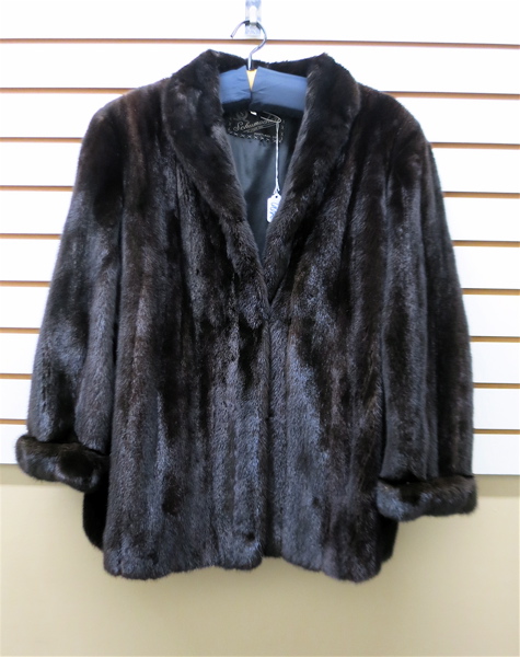 Appraisal: LADY'S BLACKGLAMA MINK COAT dark brown fur stroller length with