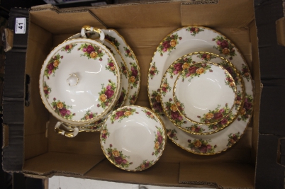 Appraisal: A collection of Royal Albert Old Country Rose to consist