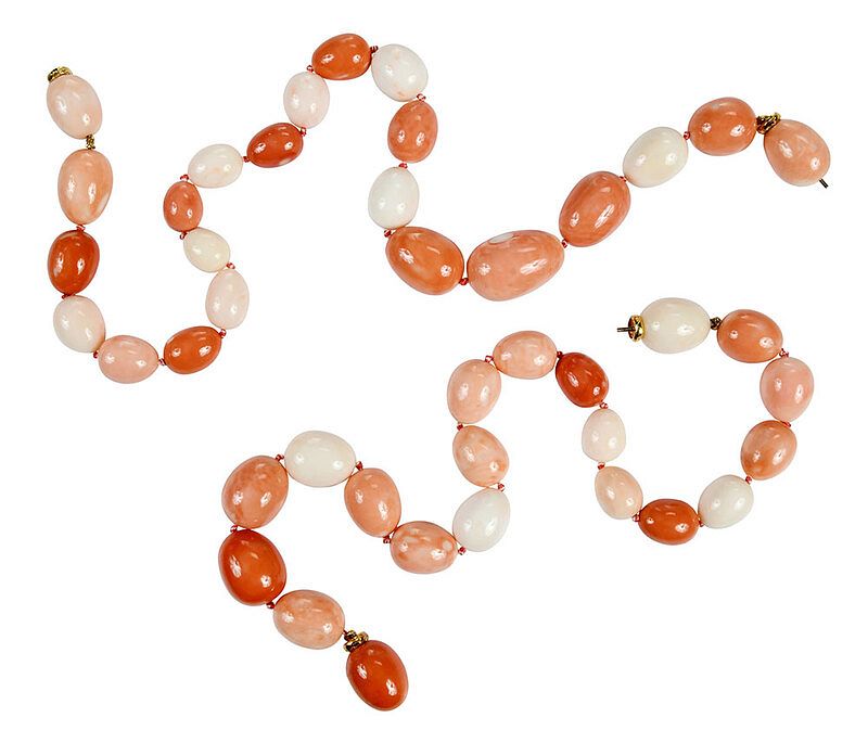 Appraisal: Two kt Coral Necklaces knotted each with coral beads ranging