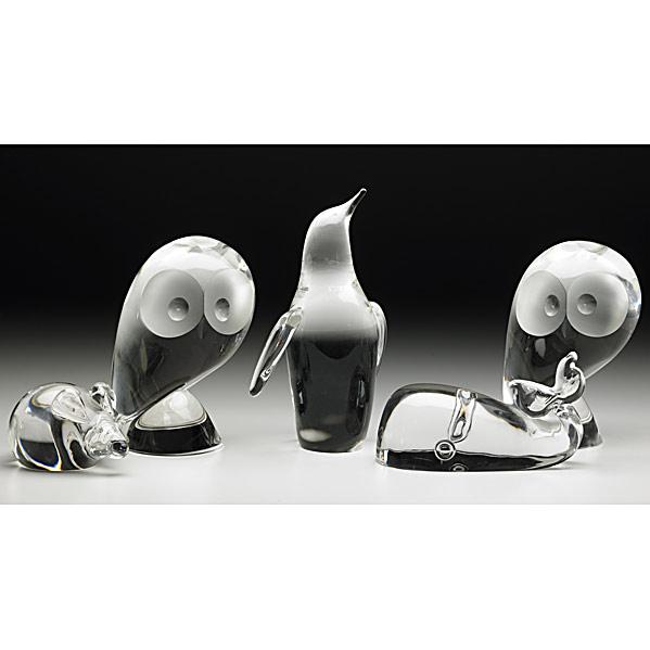 Appraisal: STEUBENFive clear crystal animal figures pair of owls penguin whale