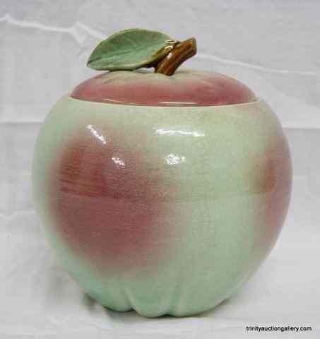 Appraisal: 's McCoy Pottery Apple Cookie JarProduced in the 's by