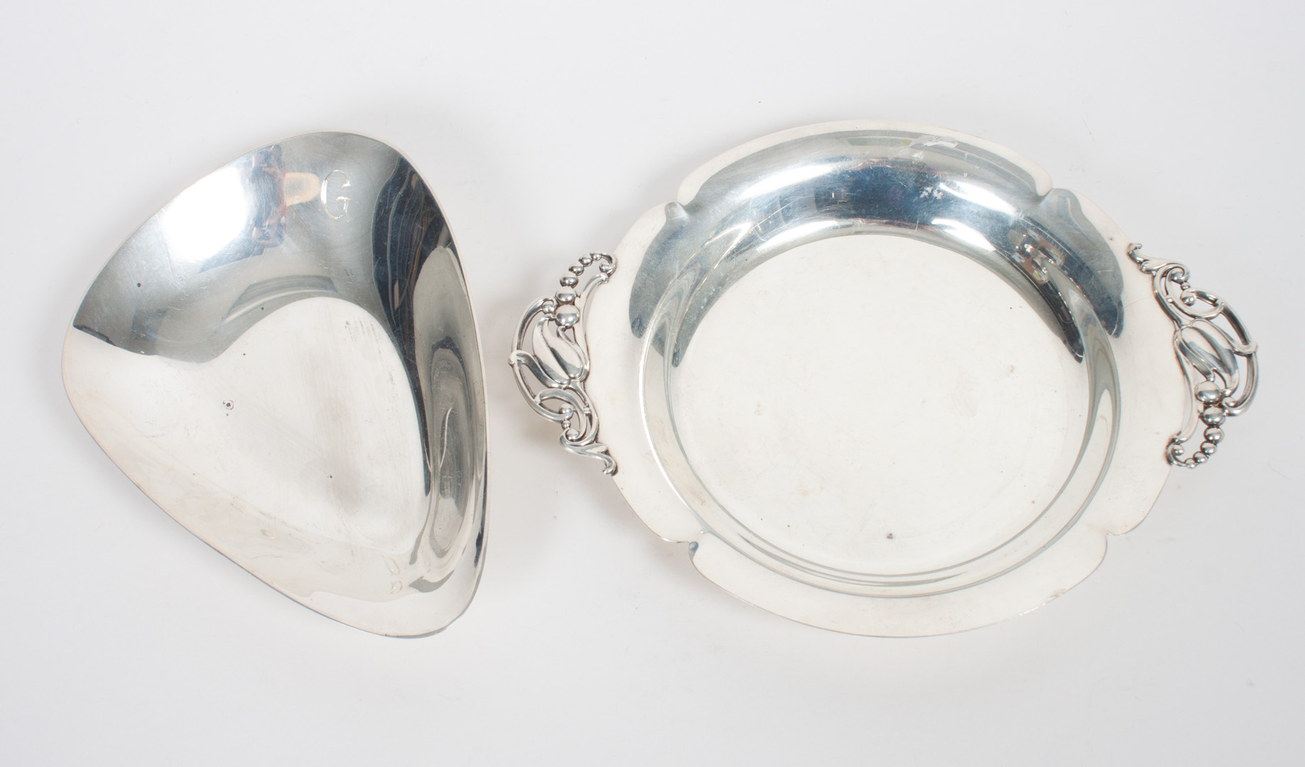 Appraisal: Two Art Deco style sterling silver bowls including Reed Barton