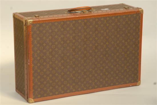 Appraisal: LARGE LOUIS VUITTON SUITCASE W H D