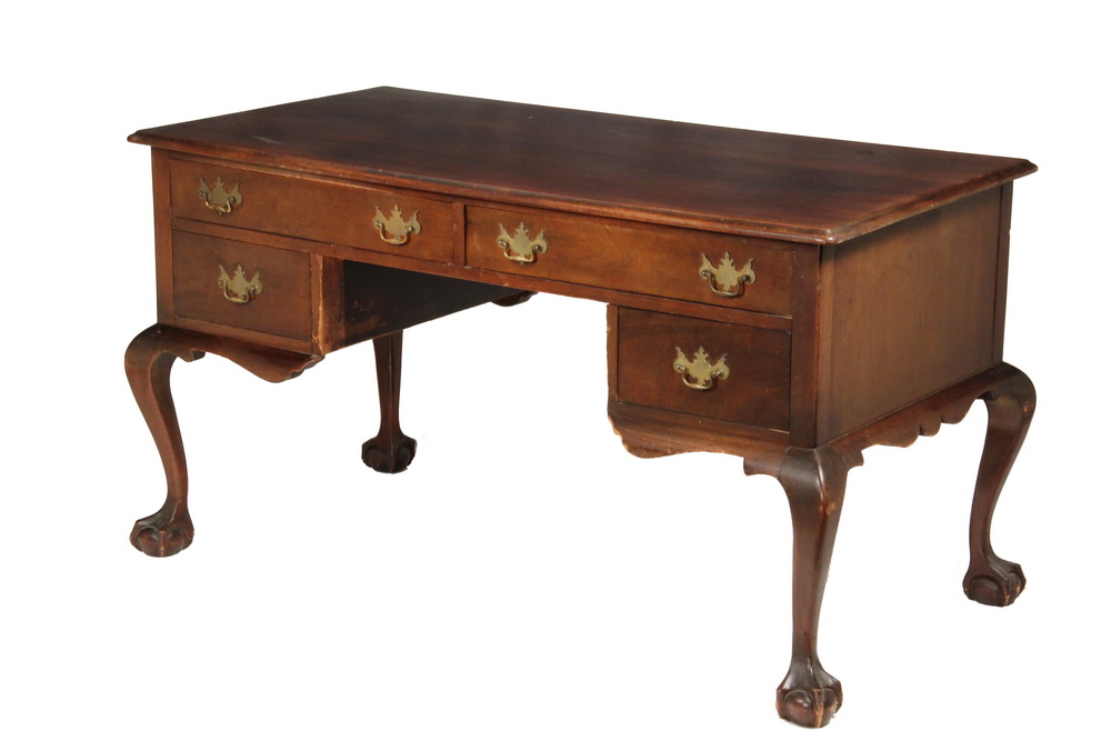 Appraisal: PARTNER'S DESK - Circa Mahogany Chippendale Style Flat Top Desk