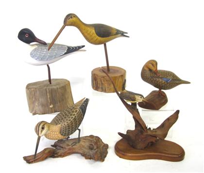 Appraisal: group of three carved and painted birdsh v shourds seaville