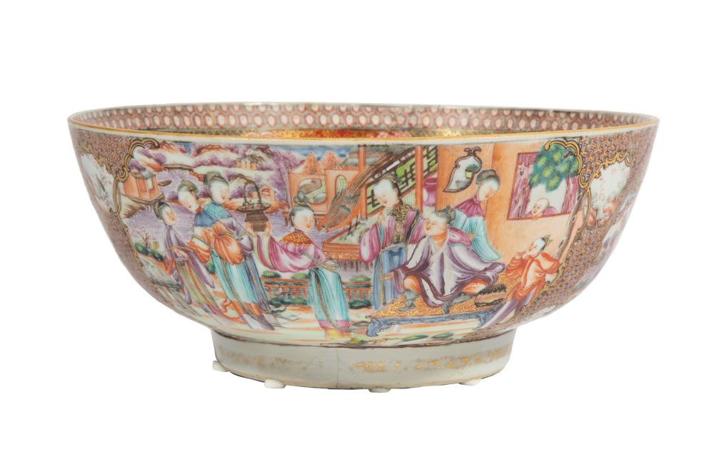 Appraisal: Chinese Export Famille Rose Porcelain Mandarin Palette Bowl th c