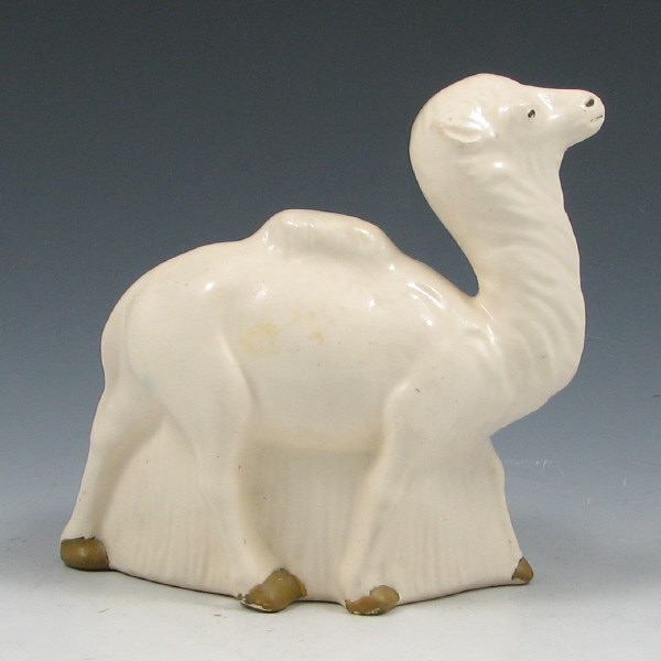 Appraisal: Hull Early Novelty Camel Planter Hull Early Novelty camel planter