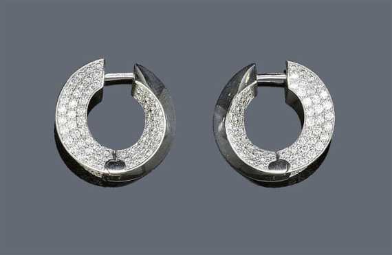 Appraisal: DIAMOND AND GOLD CREOLES F LOHRI White gold Fancy original