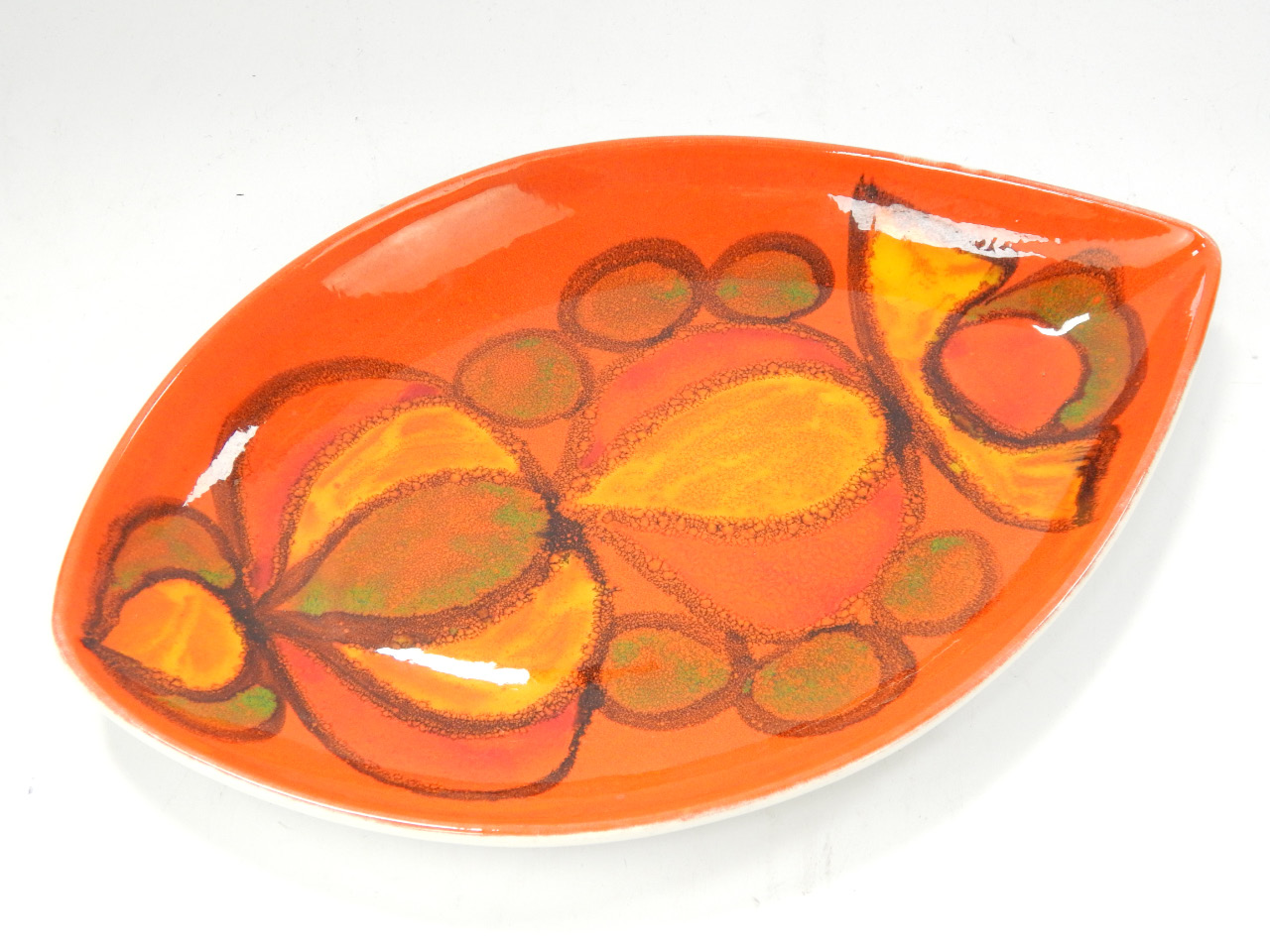 Appraisal: A 's Poole pottery Delphis oval shaped dish cm