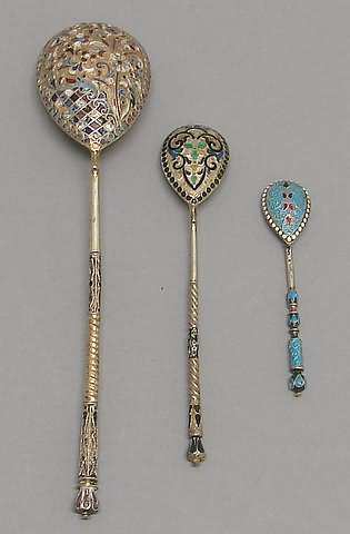 Appraisal: Lengths Large spoon - enamel loss on handle and bowl