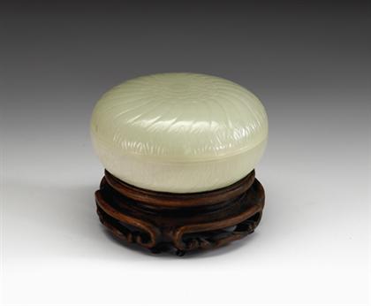 Appraisal: Fine and large Chinese light-celadon mogul chrysanthemum box qianlong period