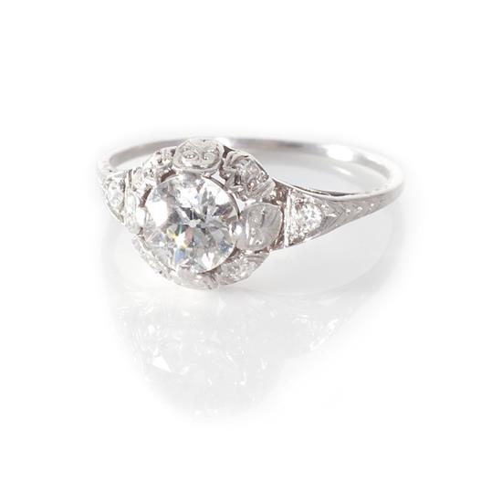 Appraisal: Art Deco platinum and diamond ring European-cut round diamond color