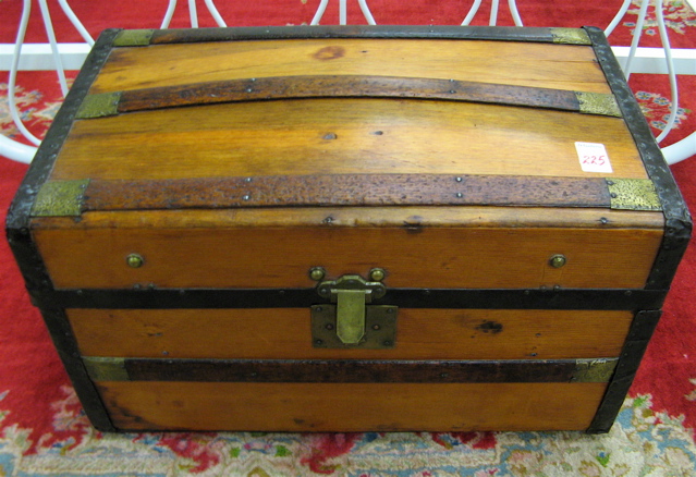 Appraisal: POST AMERICAN CIVIL WAR TRUNK Philadelphia c of finished pine