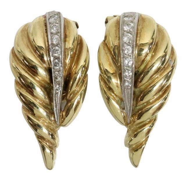 Appraisal: pair Estate kt yellow gold earrings leaf form set with