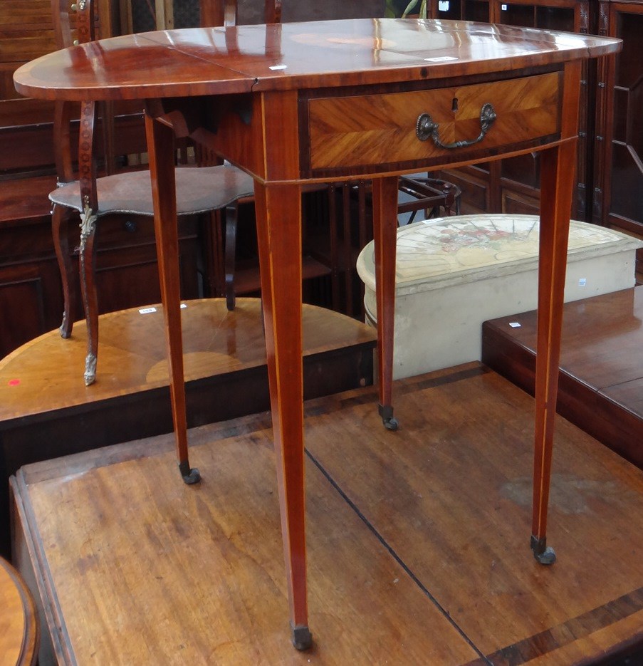 Appraisal: A small George III tulipwood banded mahogany Pembroke table with