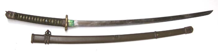 Appraisal: WORLD WAR TWO JAPANESE SAMURAI SWORD KATANA slight curve blade