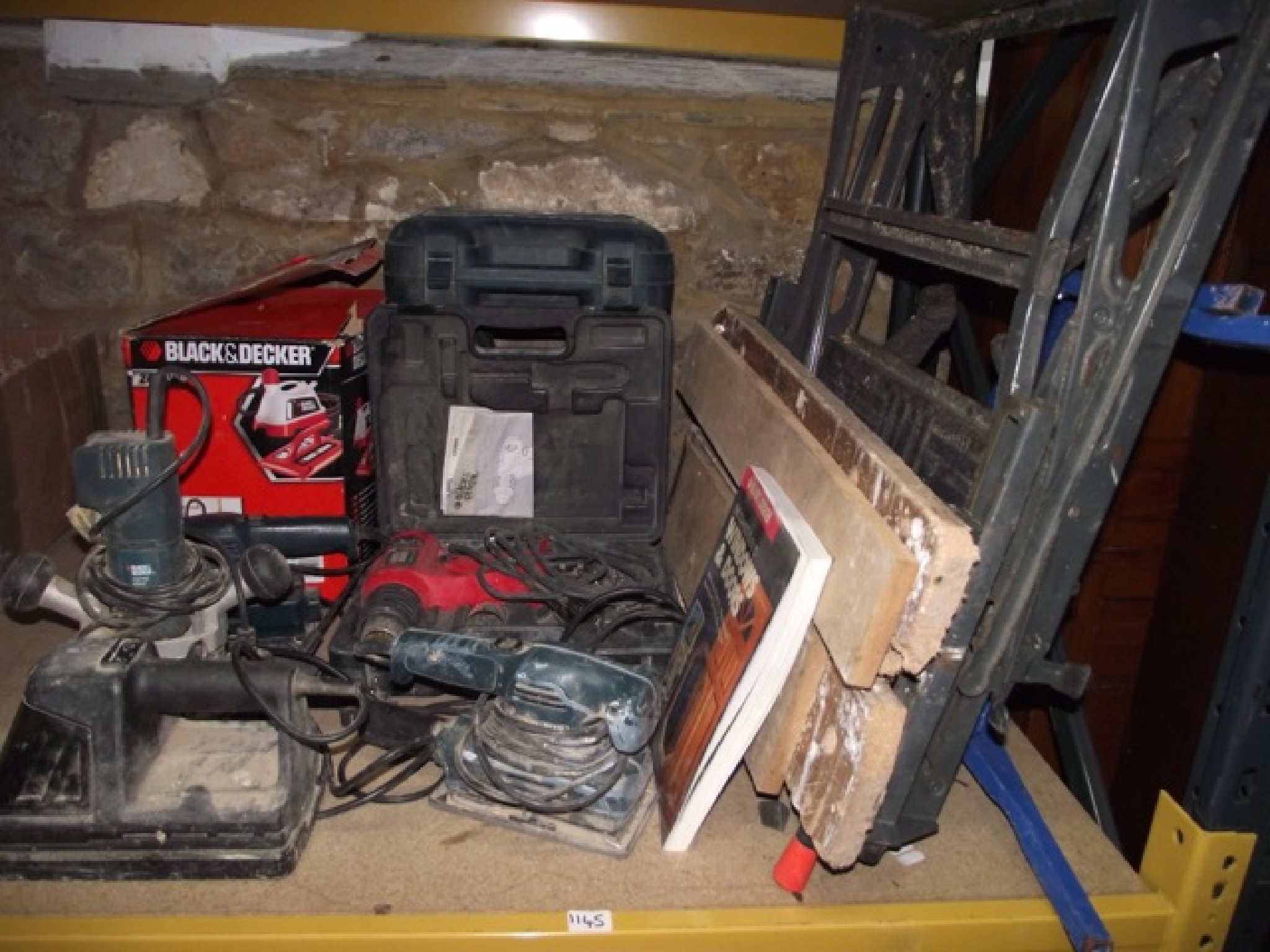 Appraisal: A selection of Black and Decker workshop power tools to