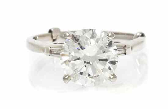 Appraisal: A Karat White Gold and Diamond Ring containing one round