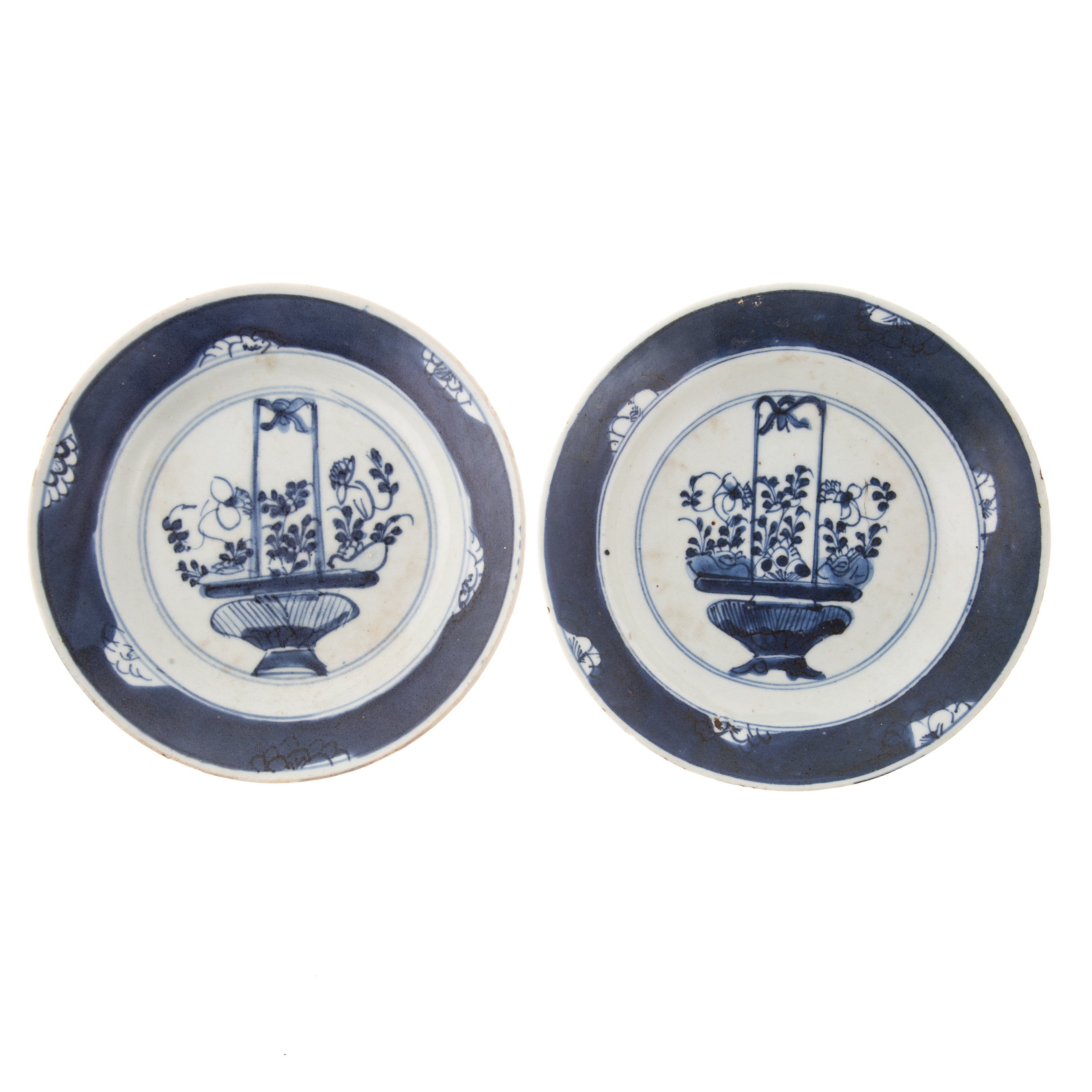 Appraisal: PAIR OF CHINESE EXPORT BLUE WHITE PLATES Kang Xi circa