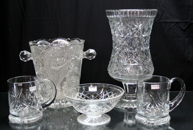 Appraisal: A cut crystal ice bucket cm high together with a