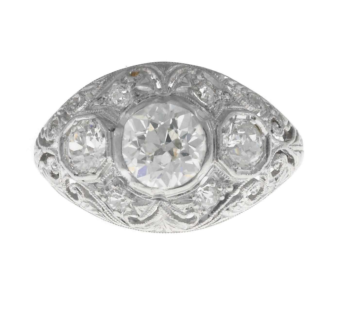 Appraisal: An art deco diamond ring circa central old European-cut diamond