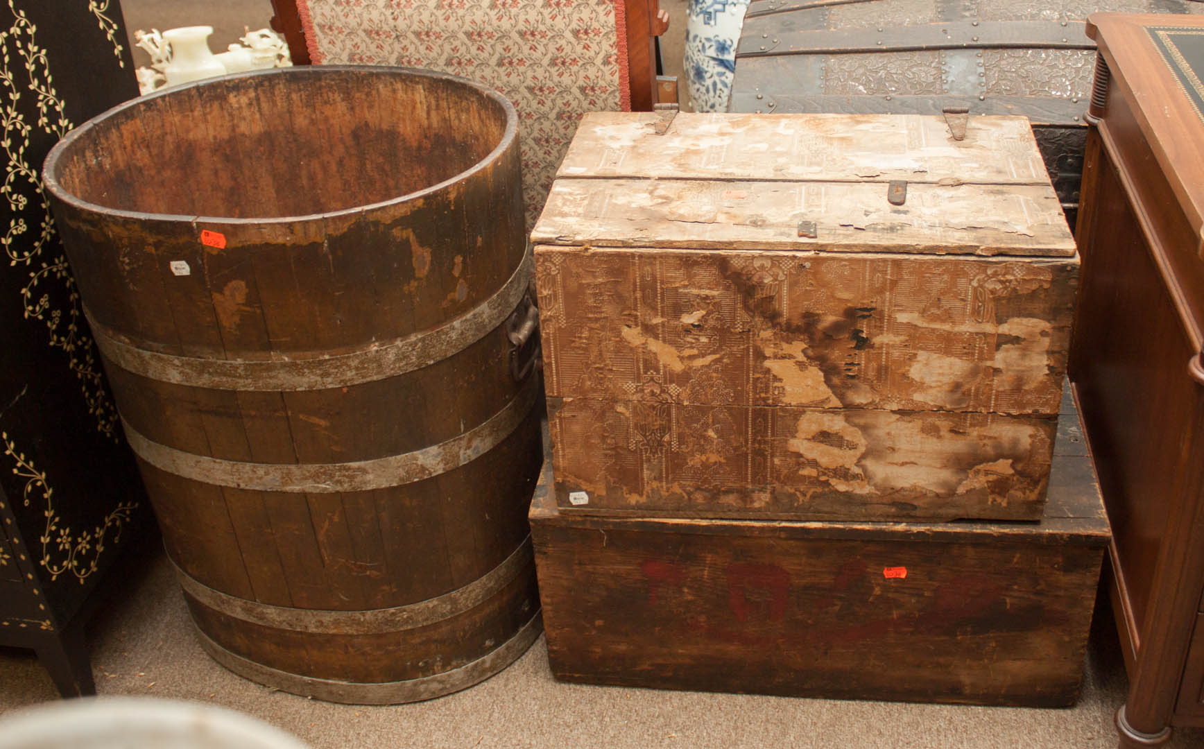 Appraisal: Two vintage boxes and a wood cask Undernumber