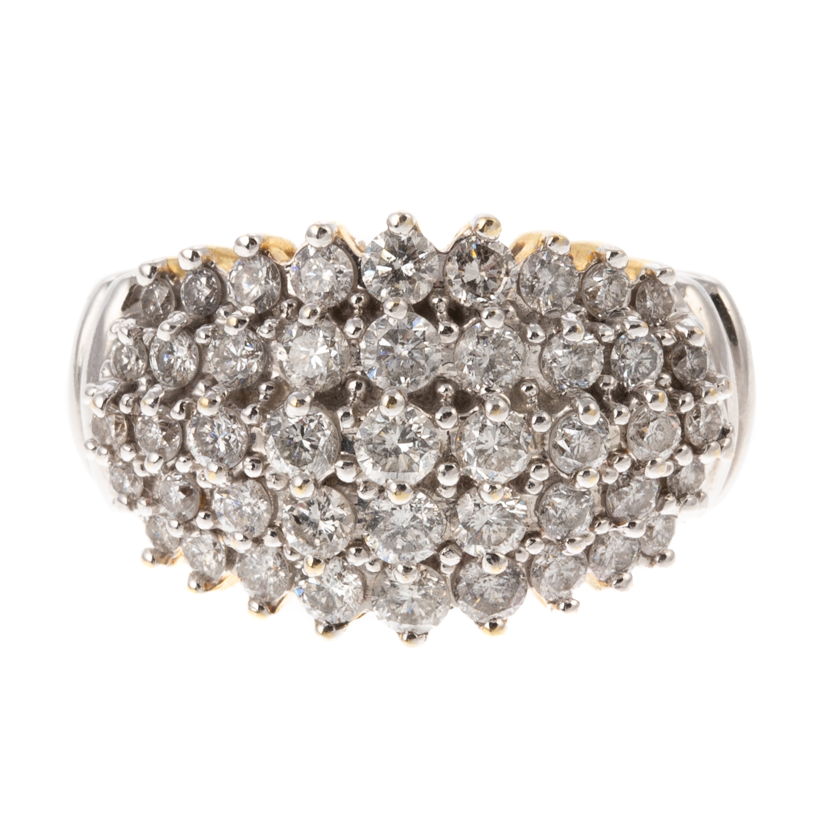 Appraisal: A CTW DIAMOND CLUSTER RING IN K K white and