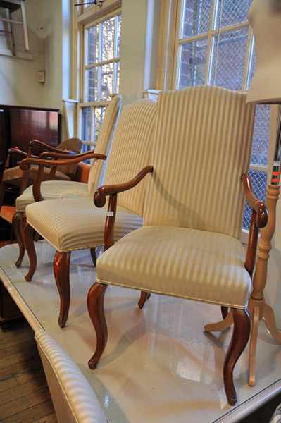 Appraisal: A SET OF SIX FRENCH PROVINCIAL DINING CHAIRS INCLUDING TWO