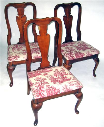 Appraisal: Set of six Queen Anne style dining chairsHaving a serpentine