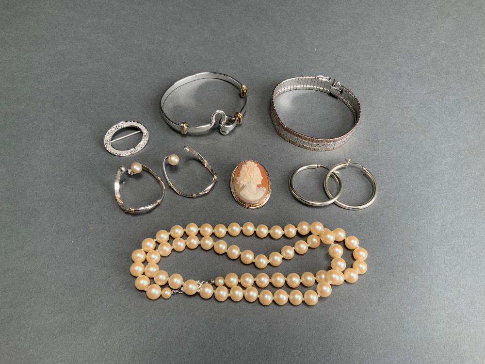 Appraisal: GROUP OF STERLING SILVER JEWELRY INCLUDING A FAUX PEARL NECKLACE