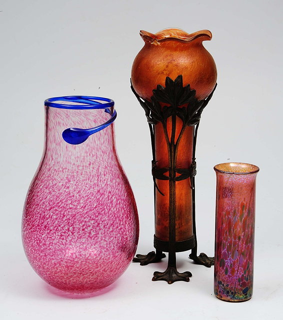 Appraisal: An art glass vasesigned P Allen cm high an Art