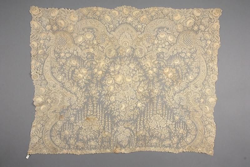 Appraisal: BRUSSELS POINT de GAZ LACE PANEL Large rectangle having overall