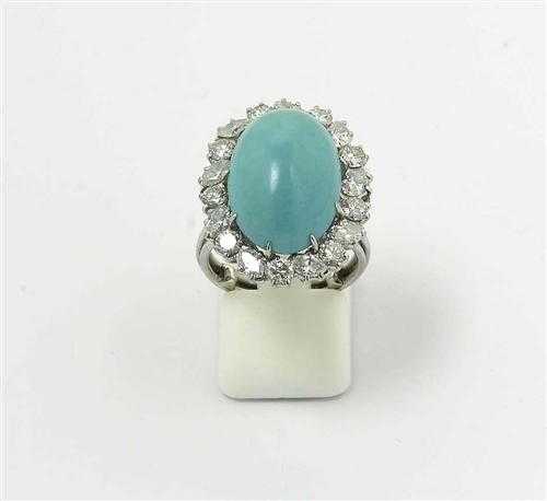 Appraisal: TURQUOISE AND DIAMOND RING ca White gold Elegant ring the