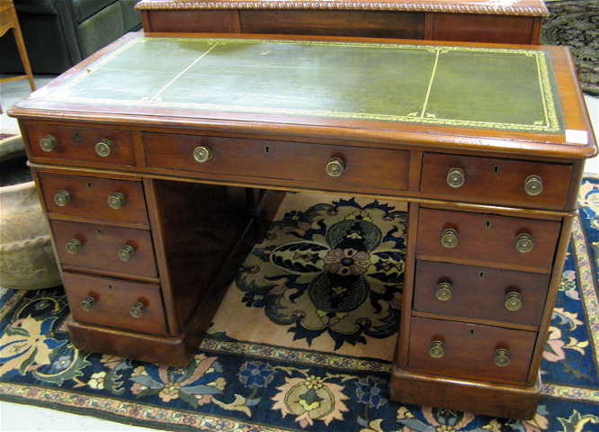 Appraisal: VICTORIAN MAHOGANY WRITING DESK English th century having a flat