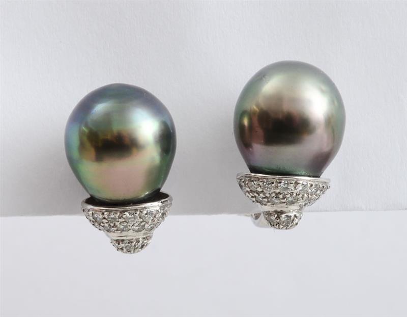 Appraisal: PAIR OF K WHITE GOLD TAHITIAN BLACK PEARL AND DIAMOND