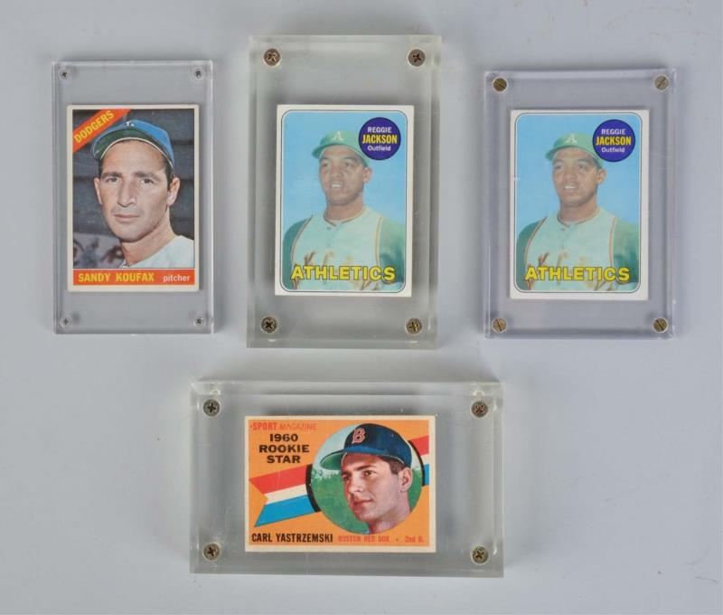 Appraisal: Lot Of 's Topps Baseball Cards Includes No Carl Yastrzemski